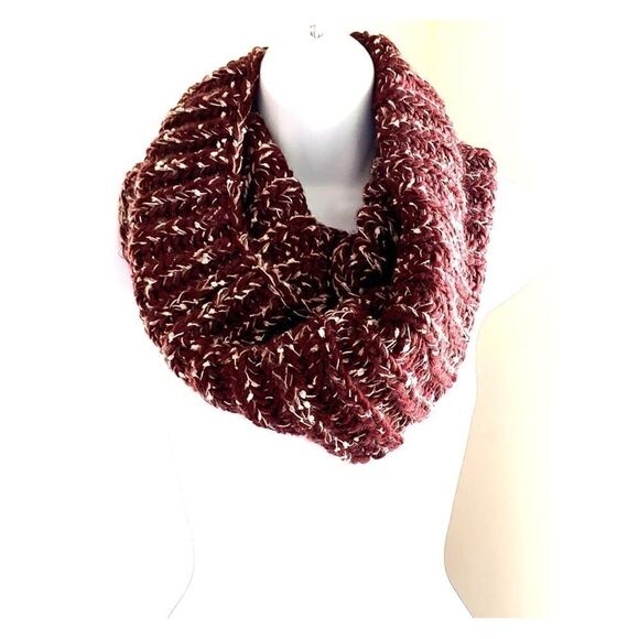 ❤️ Wine colored Funnel Scarf ❤️ - Picture 1 of 7